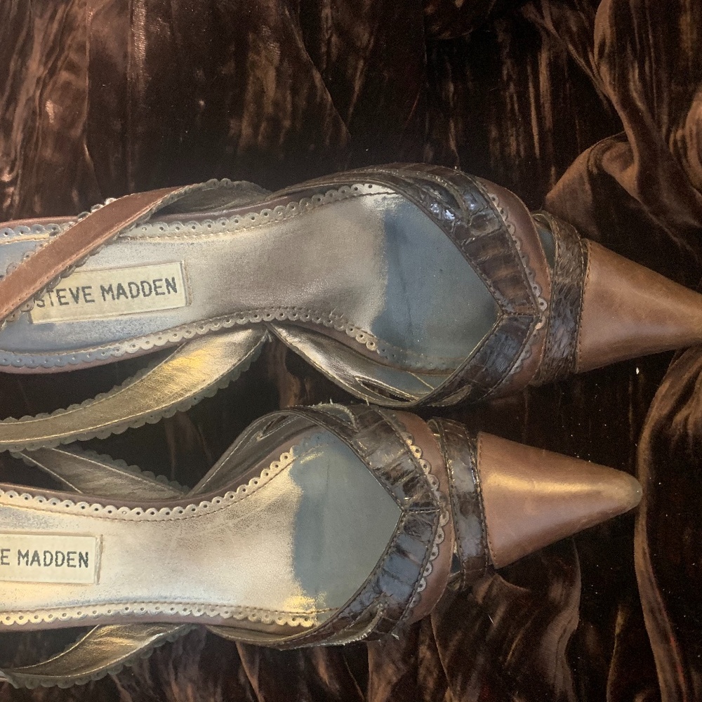 Steve Madden brown / snakeskin slingback heels